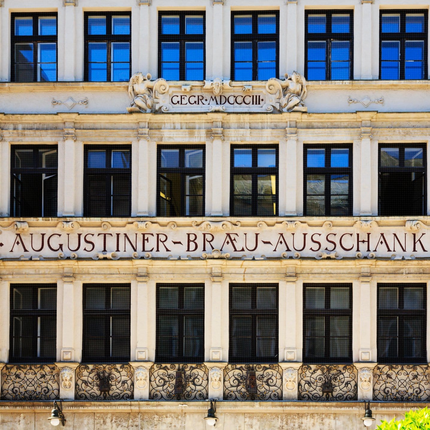 Augustiner Stammhaus - Fassade